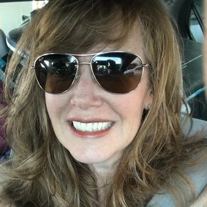 Meet your Posher, Catherine